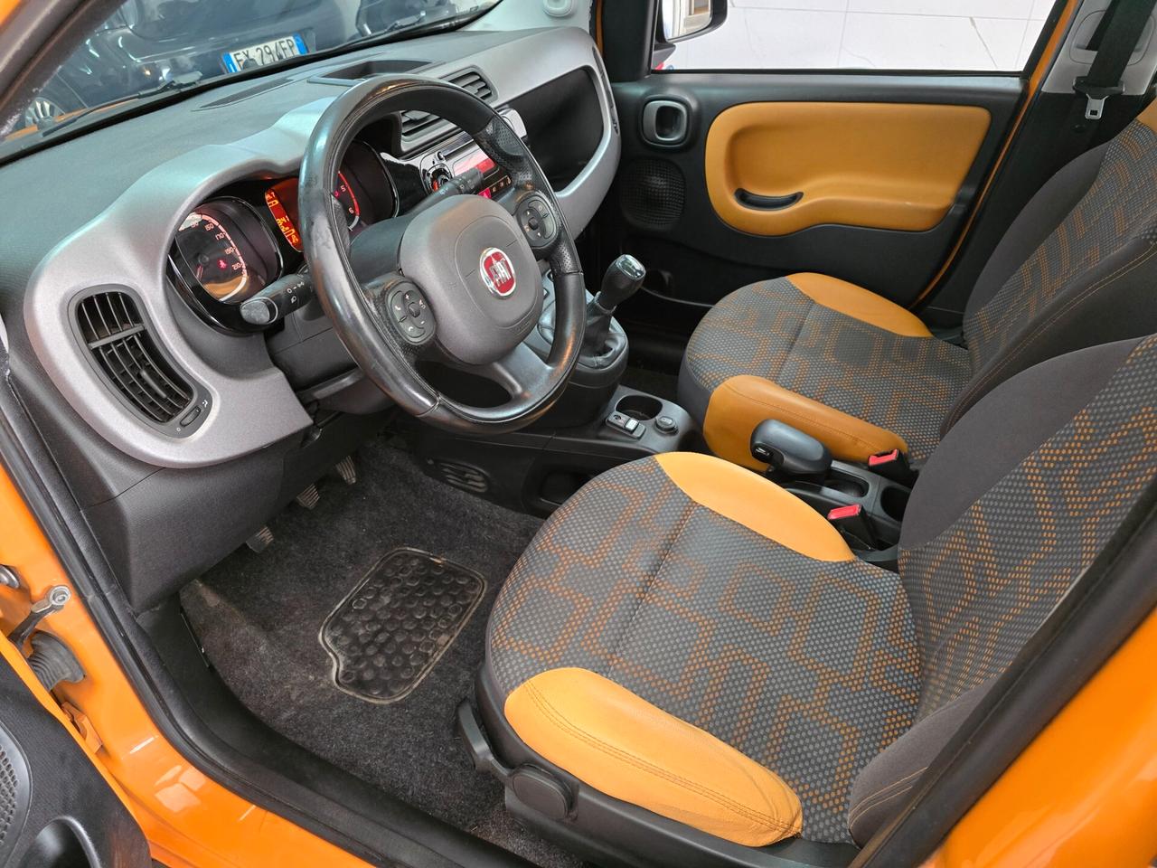 FIAT PANDA TREKKING 1.3 M-JET 4X4 2014 PARI AL NUOVO