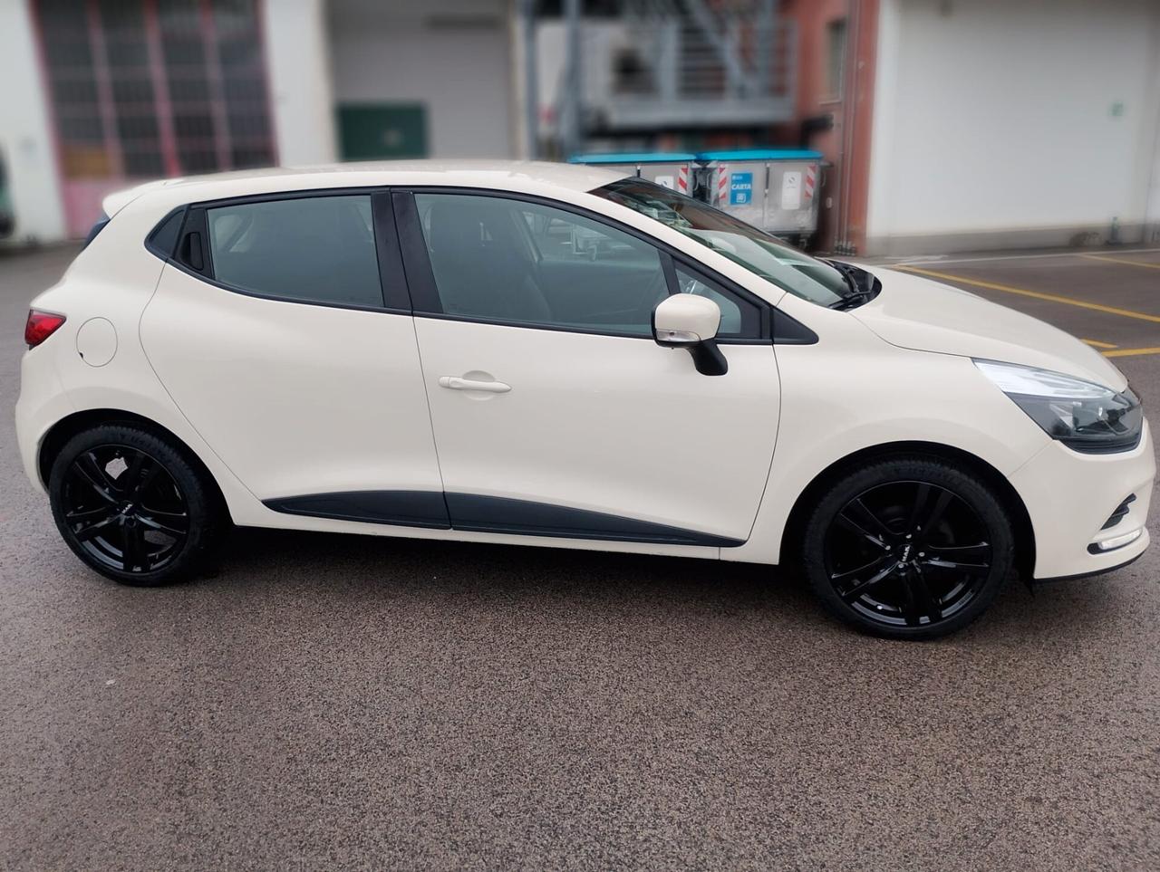 Renault Clio dCi 8V 75CV Start&Stop 5 porte Energy Zen