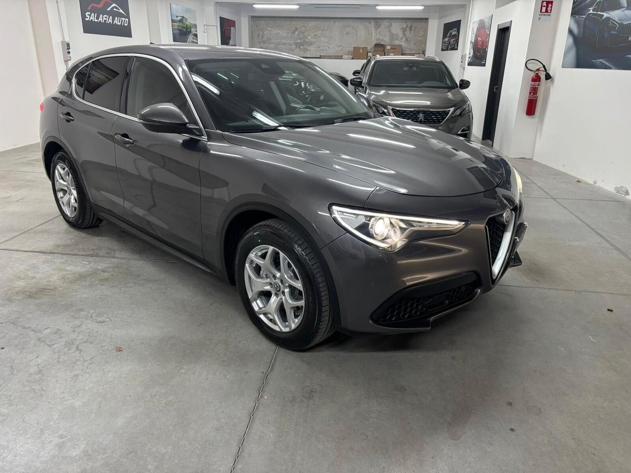 Alfa Romeo Stelvio 2.2 Turbodiesel 160 CV AT8 RWD Business
