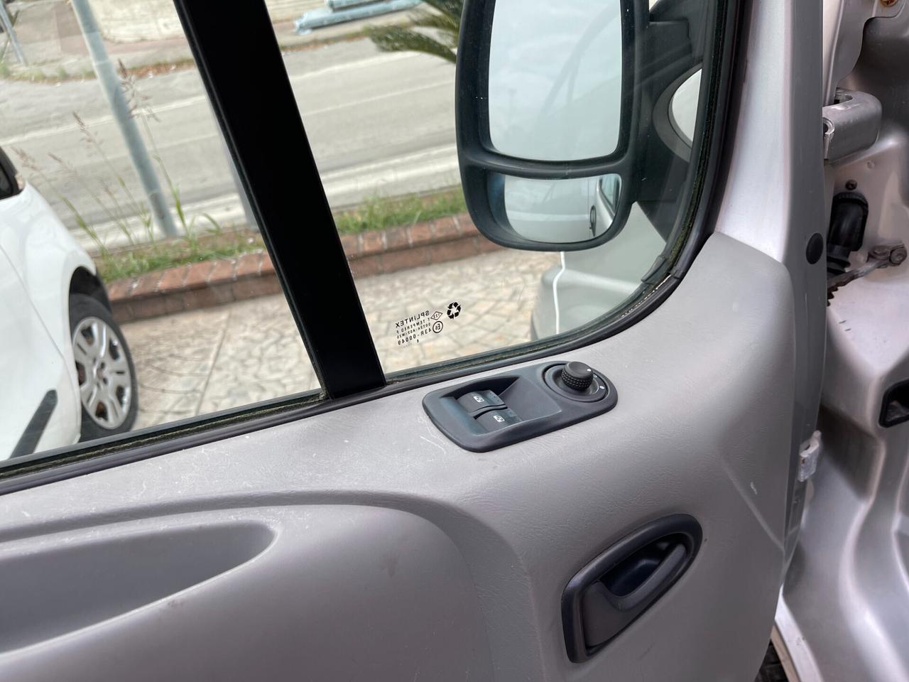 Opel Vivaro 2ª serie - 29 2.0 CDTI 120CV PL-TN Combi 9 posti