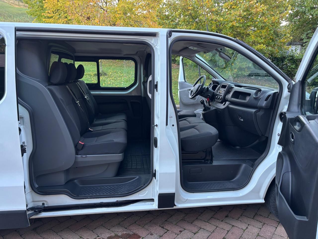 Renault Trafic T27 2.0 dCi 120CV 6 POSTI - 09/2020