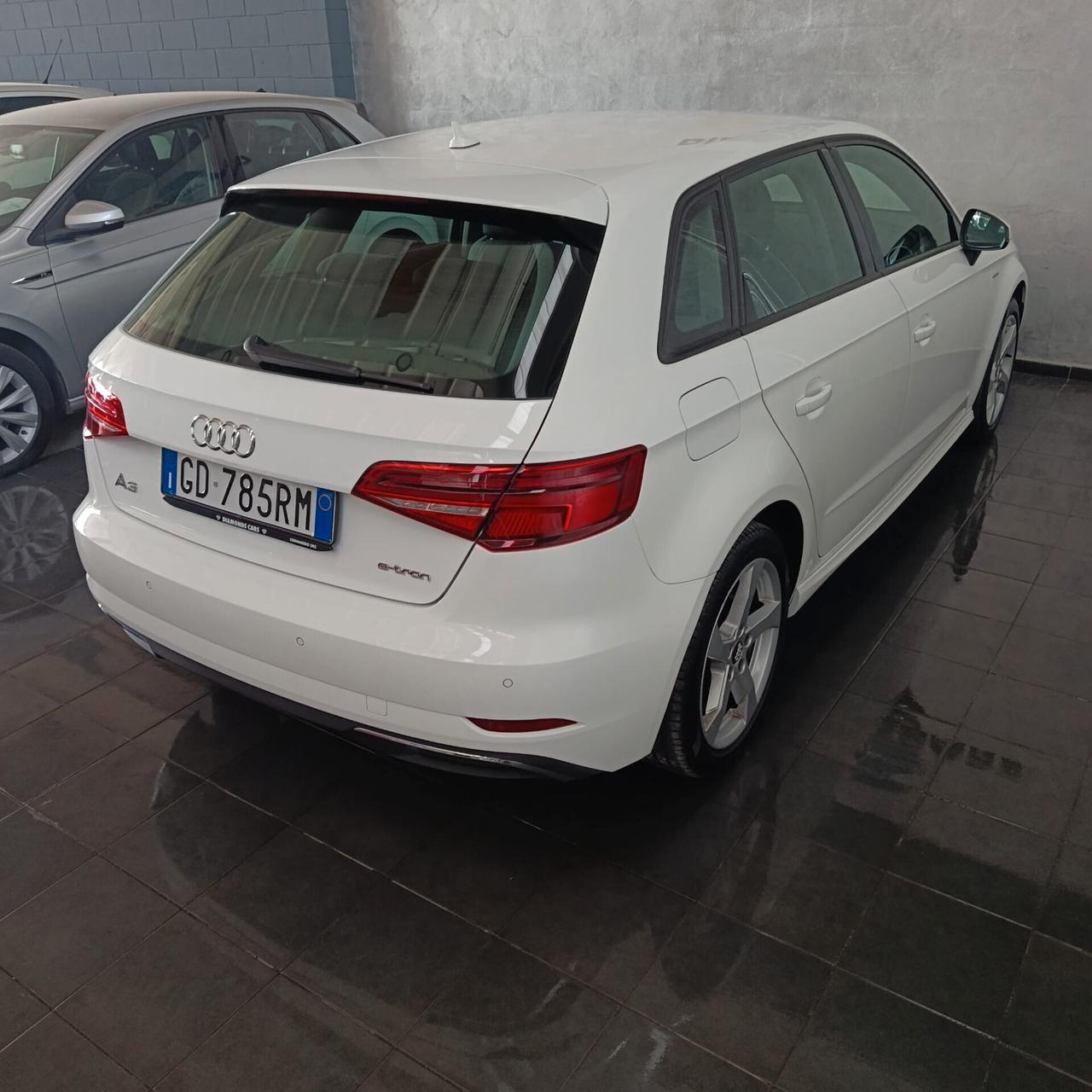 Audi A3 SPB 1.4 TSI S-TRONIC E-TRON