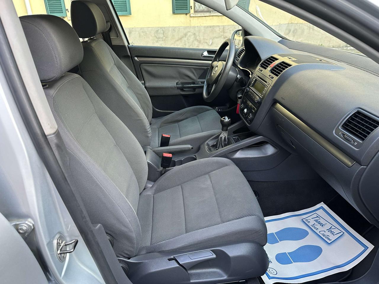 Volkswagen Golf 1.6 16V FSI 5p. Sportline