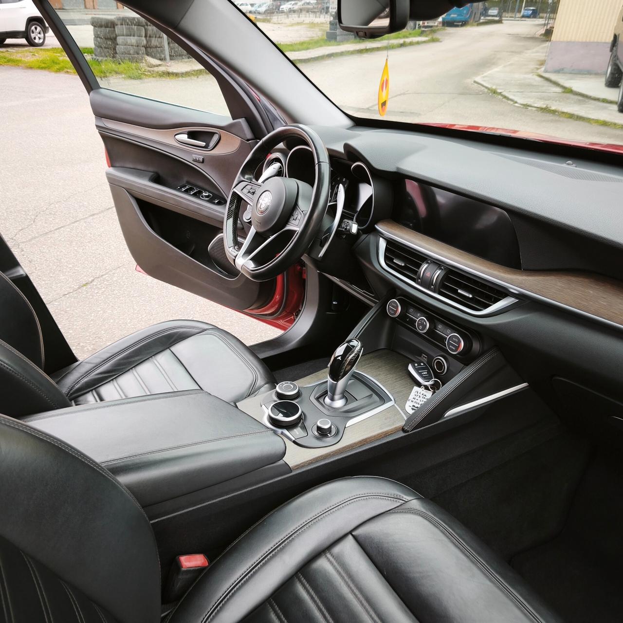 Alfa Romeo Stelvio 2.0 Turbo 280 CV AT8 Q4 First Edition