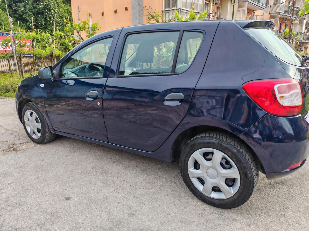 Dacia Sandero 1.2 GPL DI SERIE NESSUN LAVORO DA FARE
