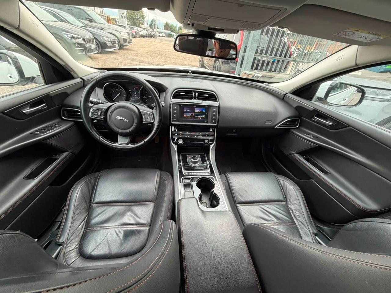 Jaguar XE XE 2.0d 180cv auto EURO 6