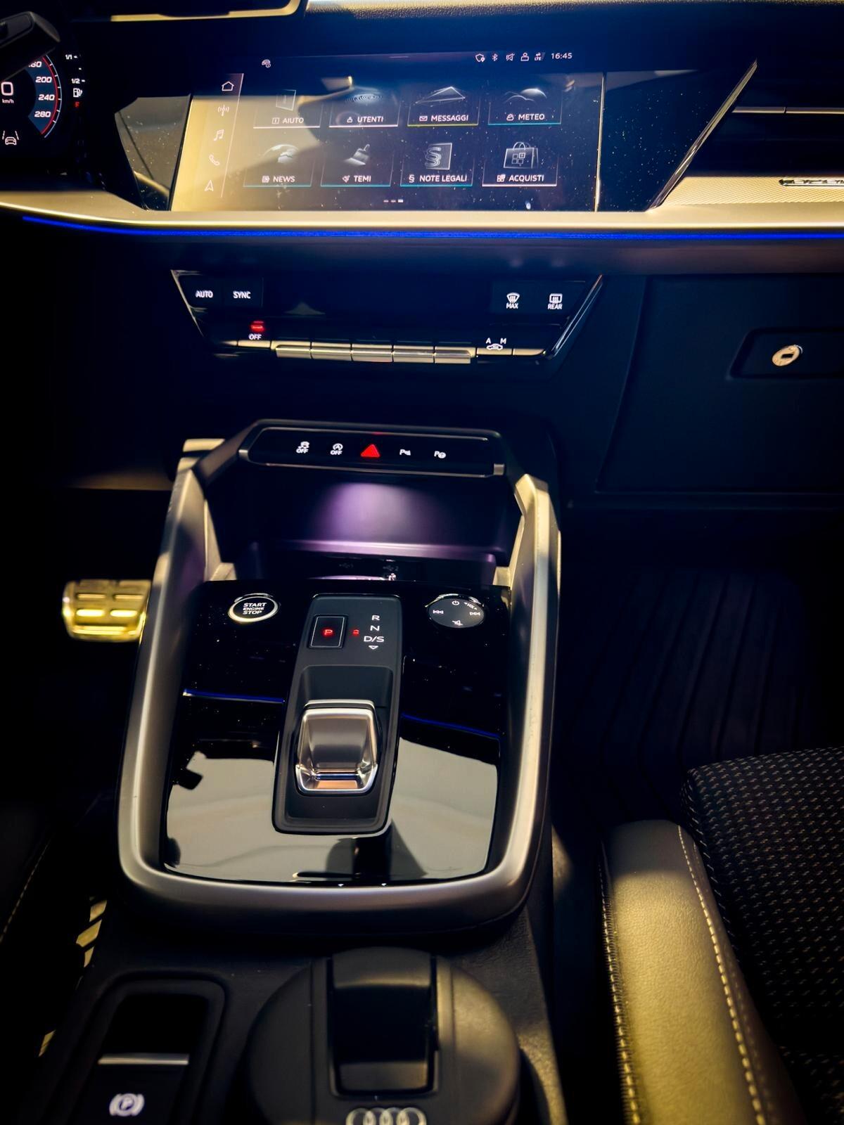 Audi A3 SPB 40 TDI quattro S tronic Business Advanced