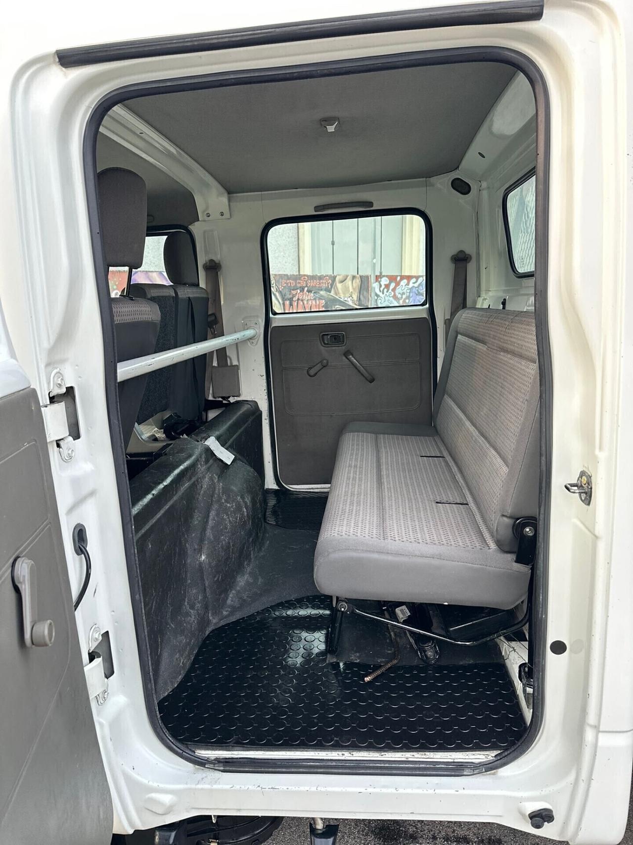 Nissan Cabstar 7 posti 3.0 diesel