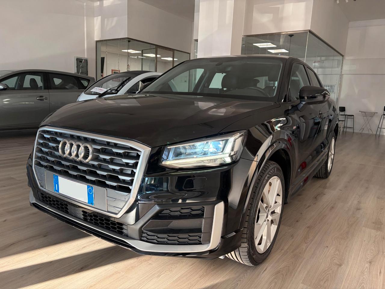 Audi Q2 1.6 TDI Business S-LINE