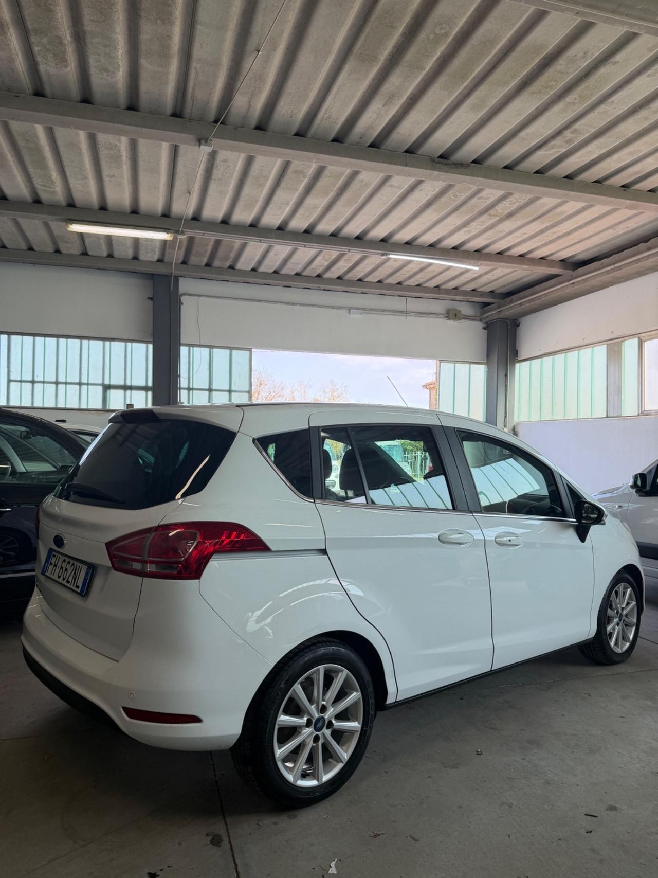 Ford B-Max 1.5 TDCi 95 CV Business Titanium