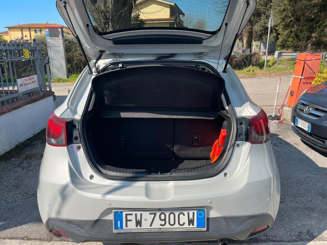 Mazda 2 Mazda2 1.5 Skyactiv-G 90 CV Exceed