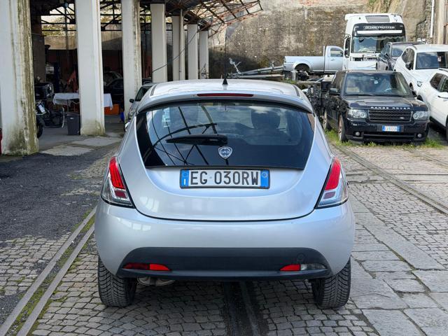 LANCIA Ypsilon 1.2 69 CV 5 porte S&S GOLD