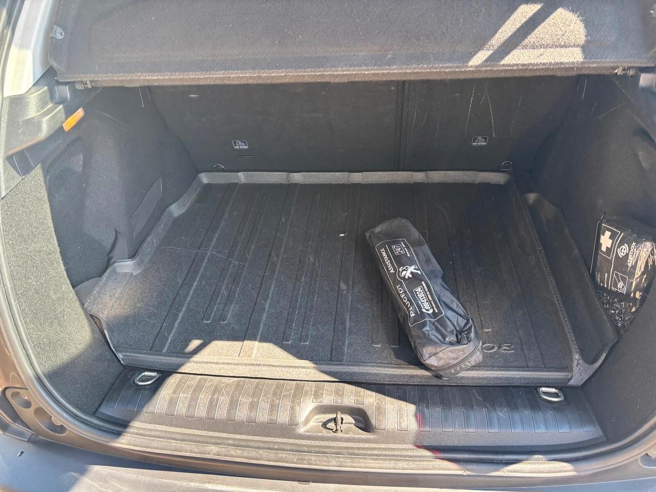 Peugeot 2008 1.2 BENZINA CV 82 Active