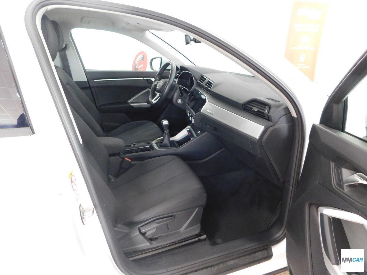 AUDI - Q3 - 35 TFSI Business