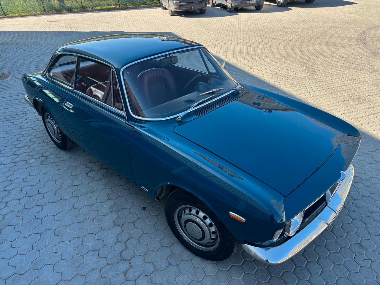 Alfa Romeo GT scalino