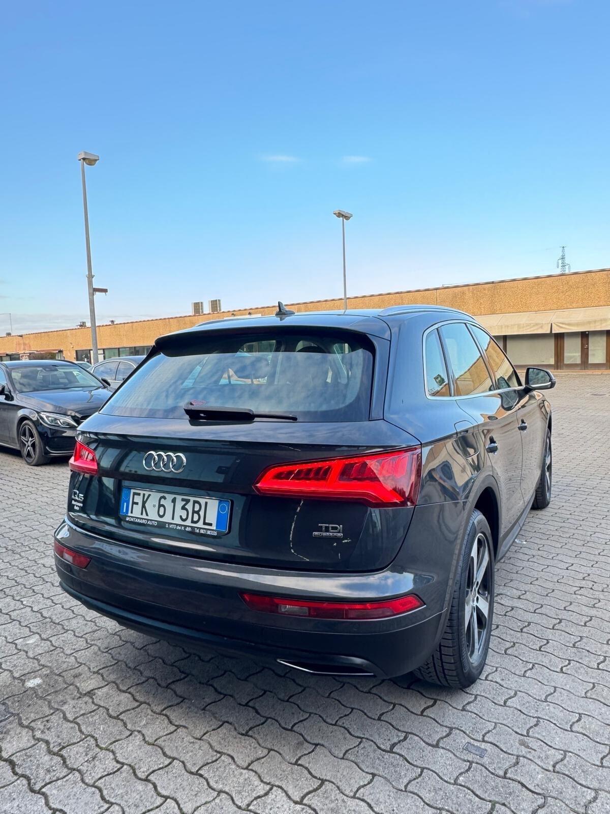 Audi Q5 2.0 TDI quattro S tronic Business