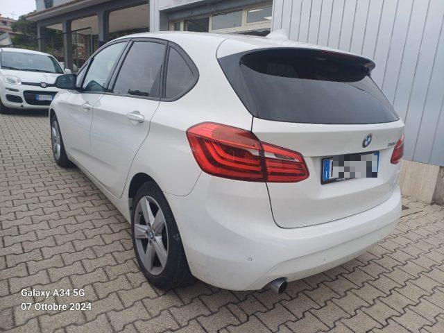 BMW 218 d Active Tourer Advantage