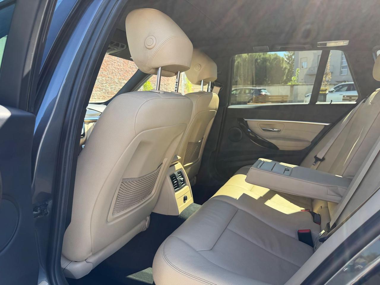 Bmw 320 d Luxury Line #10868