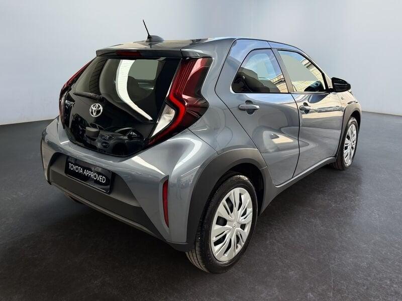 Toyota Aygo X 1.0B (72 CV) Active S-CVT