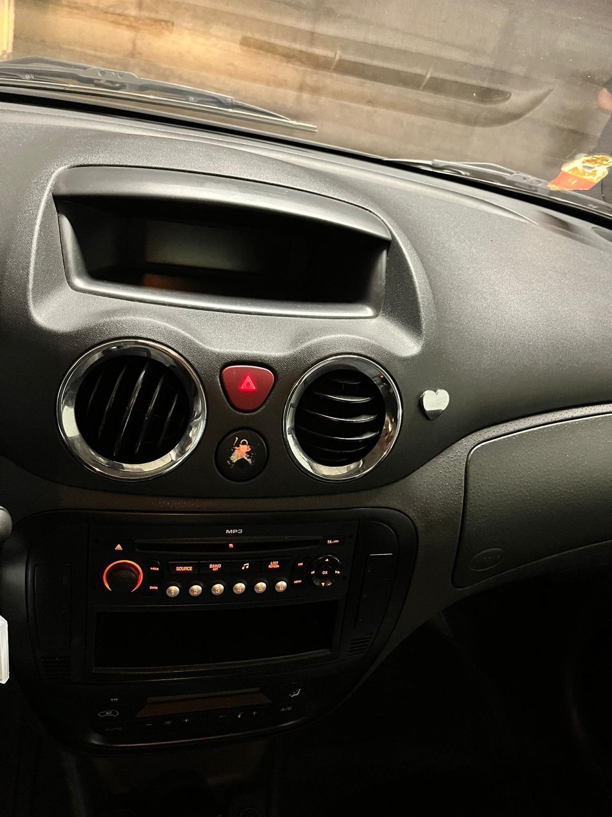 Citroen C3 1.4 Exclusive Style Techno Bi Energy G