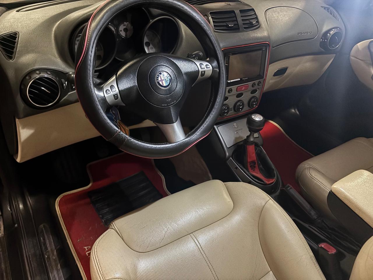 Alfa Romeo GT 1.9 MJT 16V Distinctive