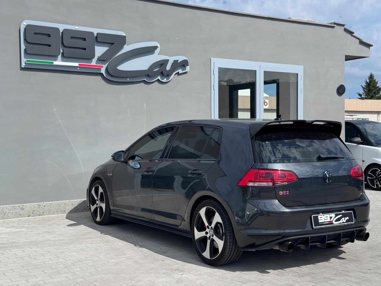 Volkswagen Golf GTI Performance 2.0 TSI DSG 5p. BlueMotion Technology