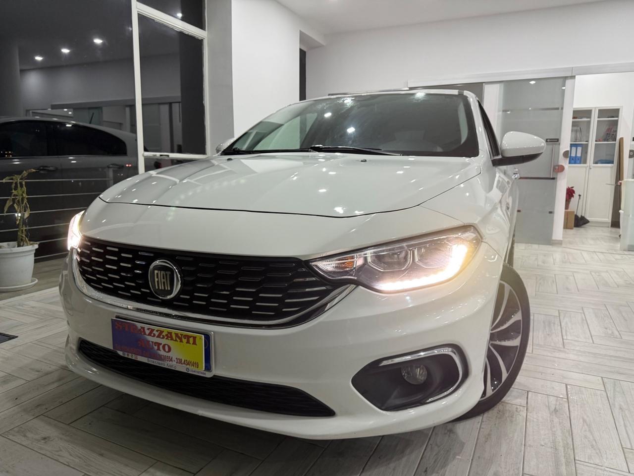 Fiat Tipo 1.6 Mjt 120cv 5P LOUNGE LED/R17 DA VETRINA2019