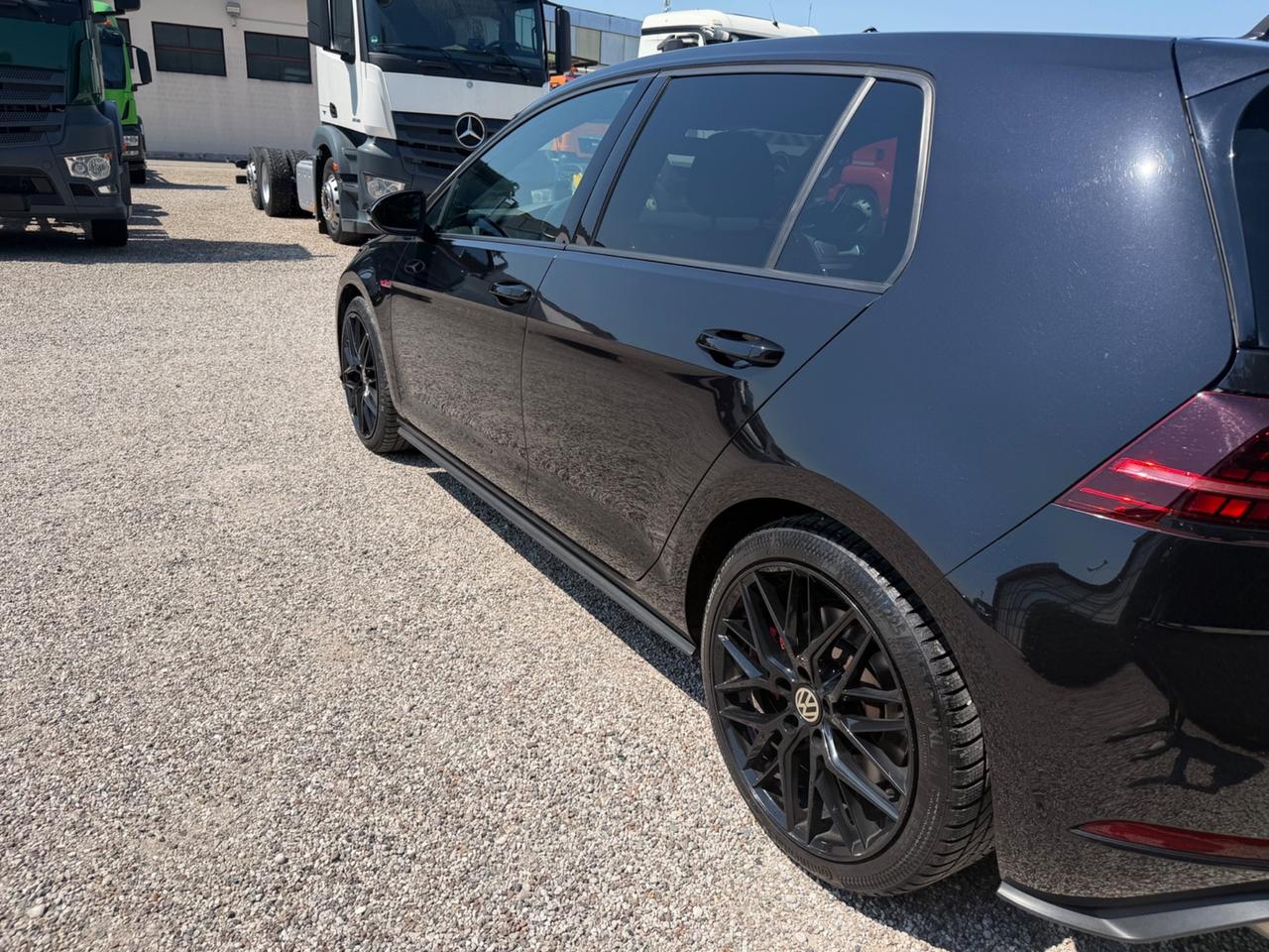 Volkswagen Golf GTI Performance 2.0 245 CV TSI DSG 5p. BMT