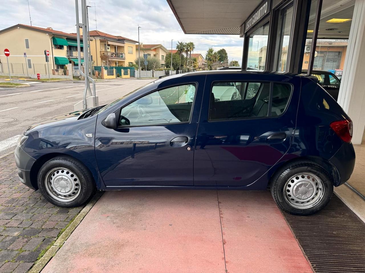 Dacia Sandero 1.2 75CV