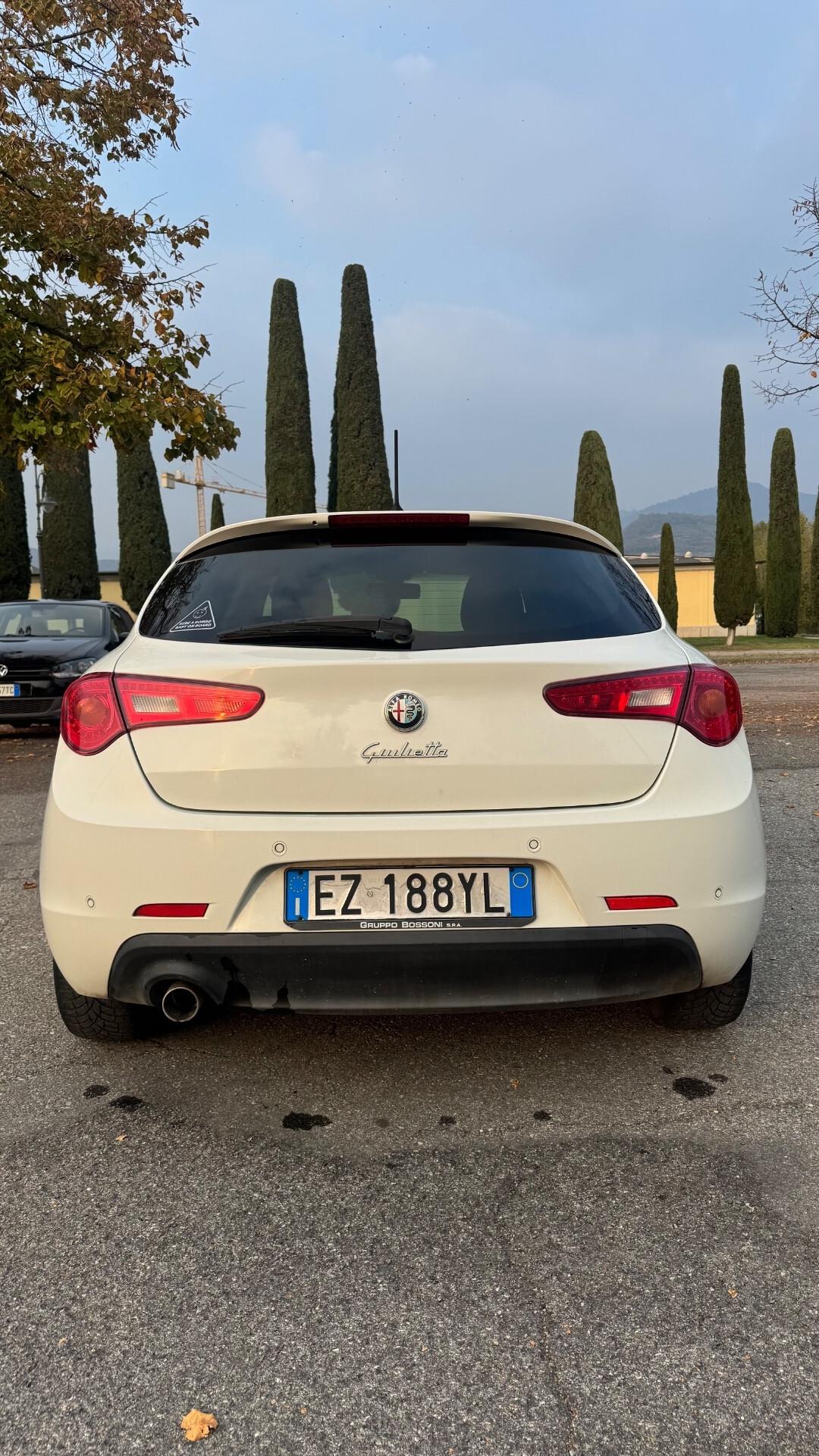 Alfa Romeo Giulietta 1.6 Distinctive