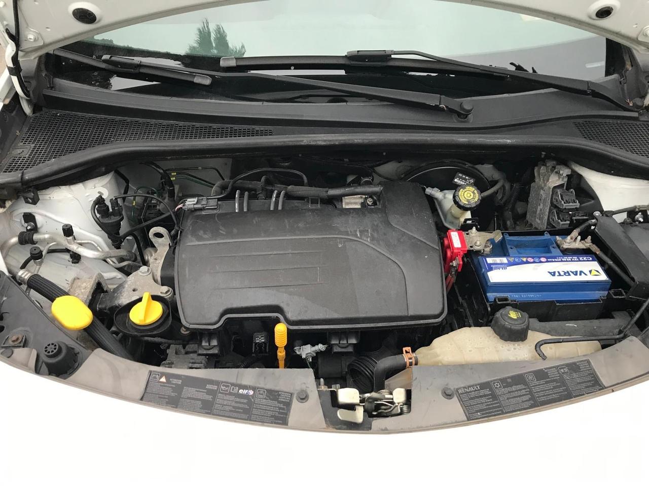 Renault Clio 1.2 16V 3 porte Live! Auto pari al nuovo