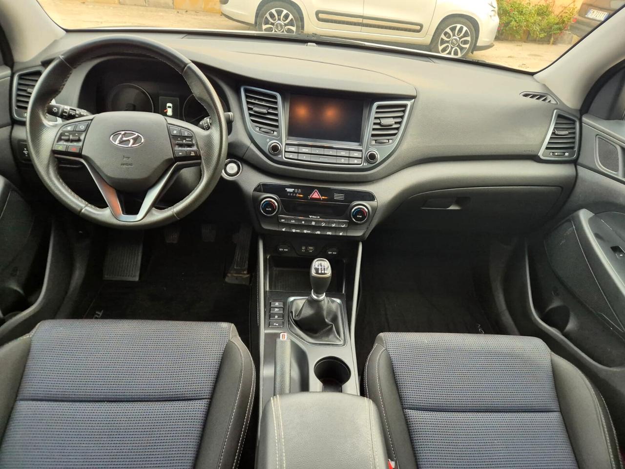 Hyundai Tucson 1.7 CRDi Sound Edition