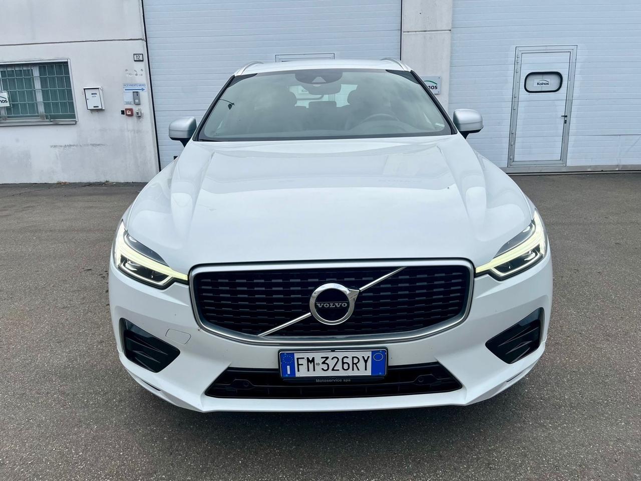 Volvo XC60 2.0d 4x4 R-Design 2018 139.000km perfetta