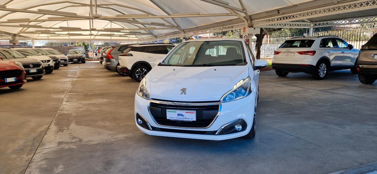 Peugeot 208 PureTech 82cv 5 porte Allure