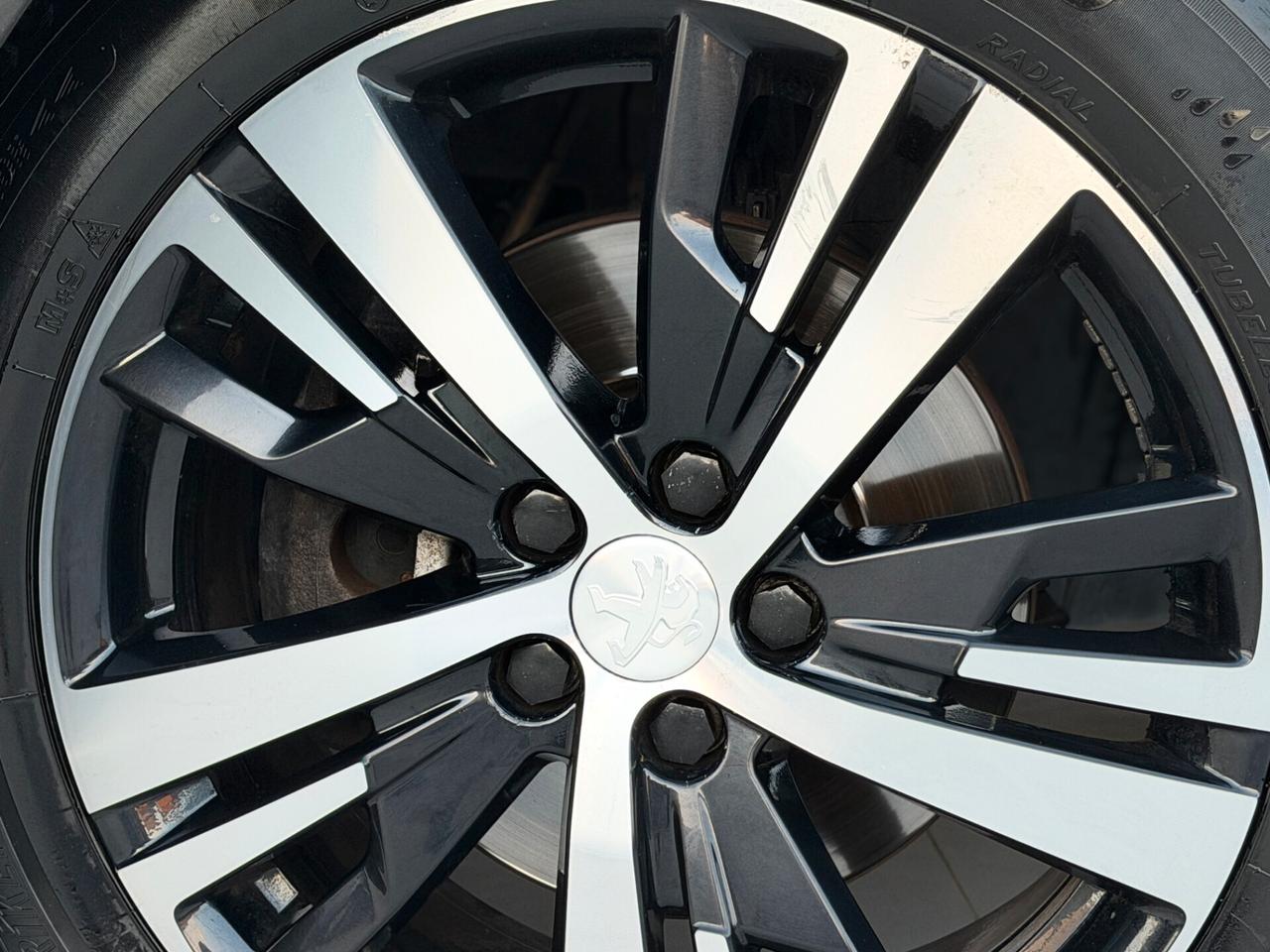 Peugeot 3008 BlueHDi 130 S&S Allure