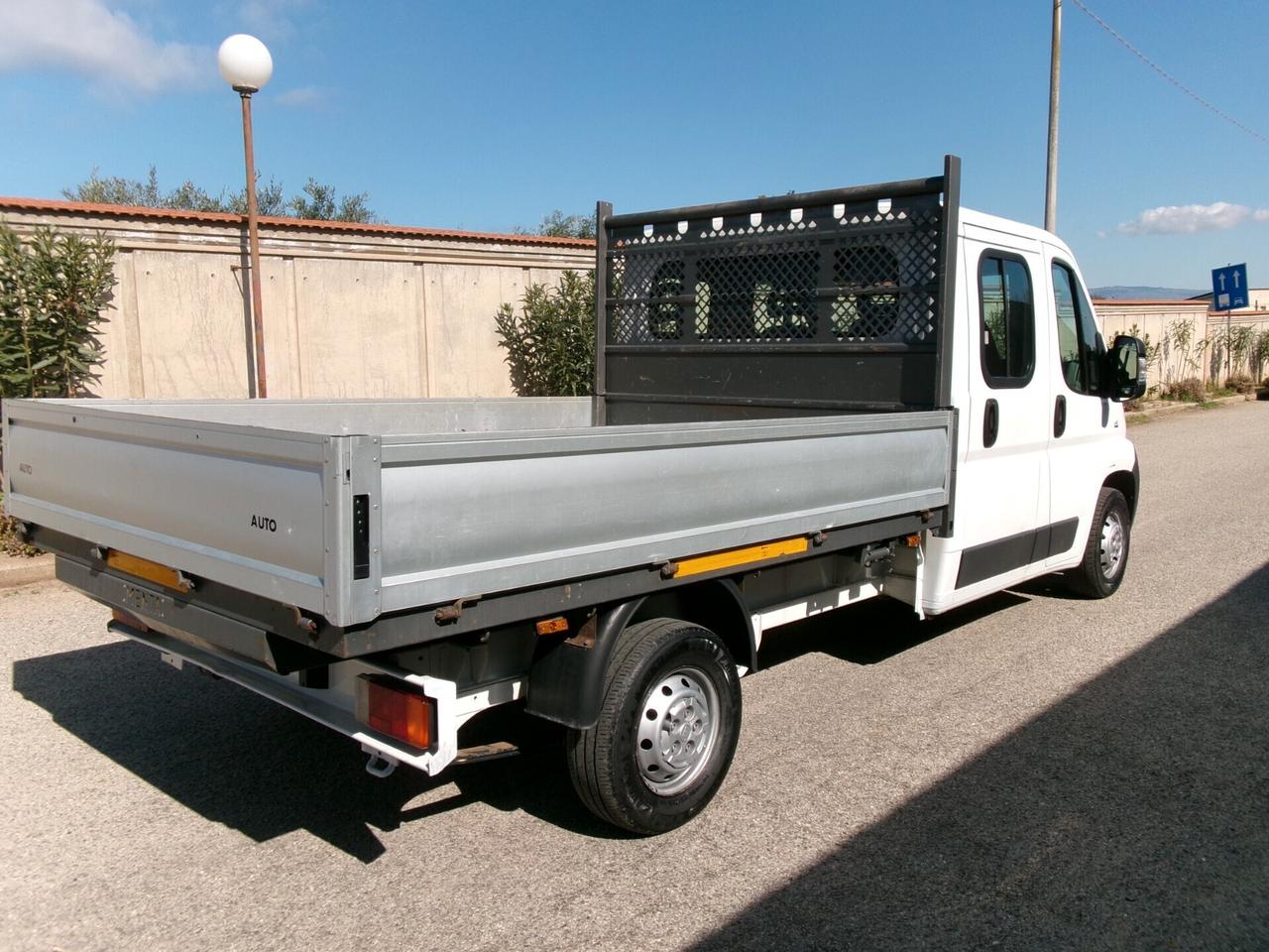Fiat Ducato DOPPIA GABBINA 7 POSTI CASSONE FISSO