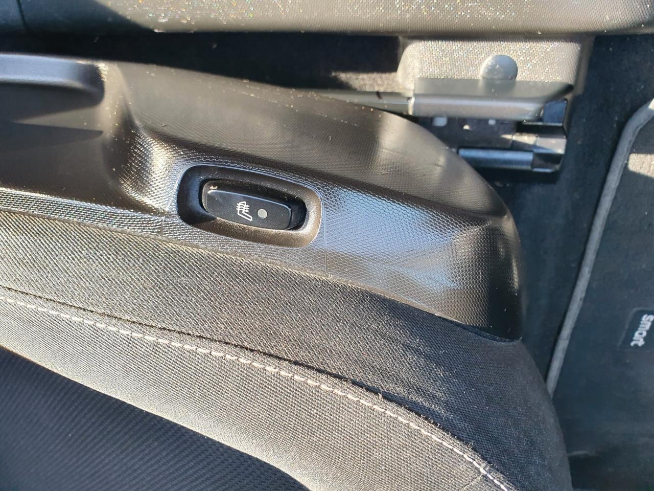 Smart ForTwo 1.0 71cvAUTOMATICA/LED/TETTO