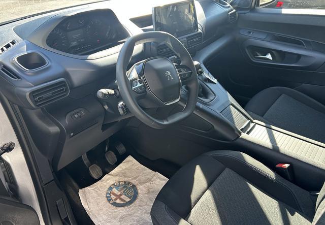 PEUGEOT Rifter BlueHDi 100 S&S Allure Pack Standard