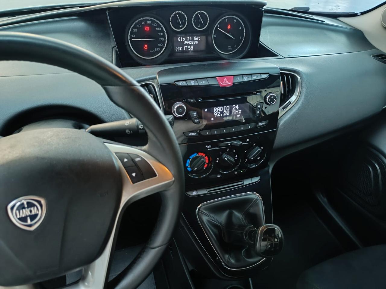 Lancia Ypsilon 1.3 MJT 16V 95 CV 5 porte S&S Gold