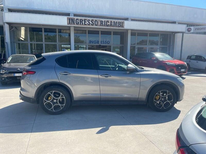 Alfa Romeo Stelvio 2.2 t Executive Q4 190cv auto my19