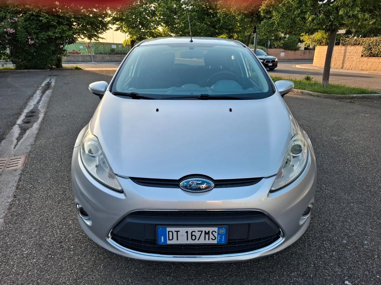 Ford Fiesta 1.2 5 porte SOLAMENTE 60.000 KM