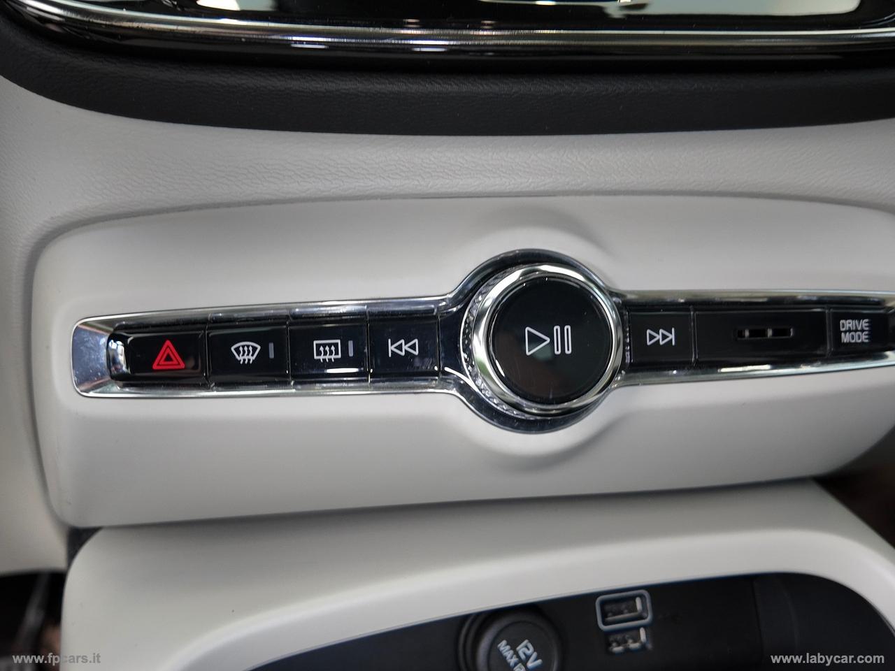 VOLVO XC40 D3 Geartronic Inscription