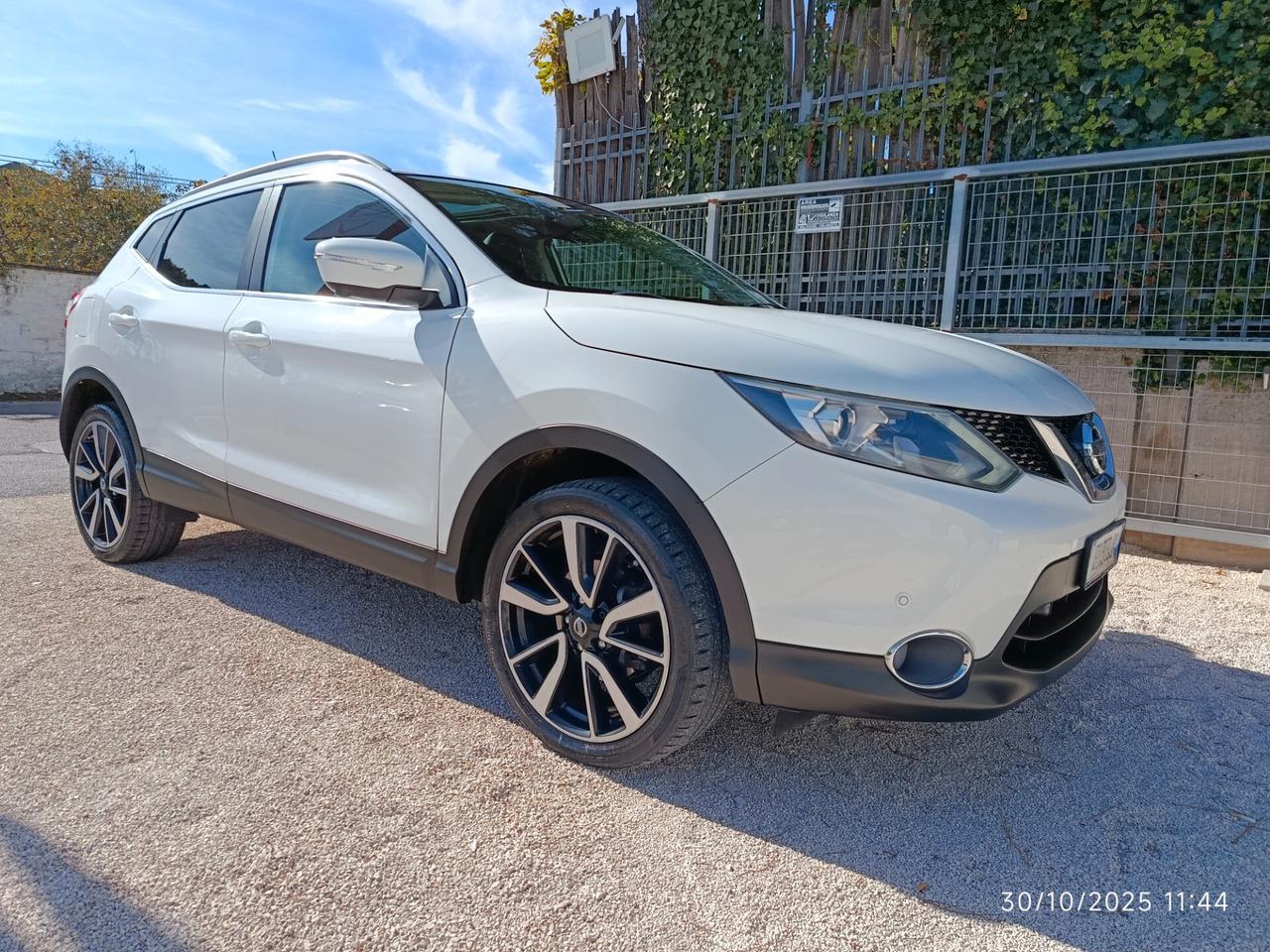 Nissan Qashqai 1.5 dCi Tekna 360