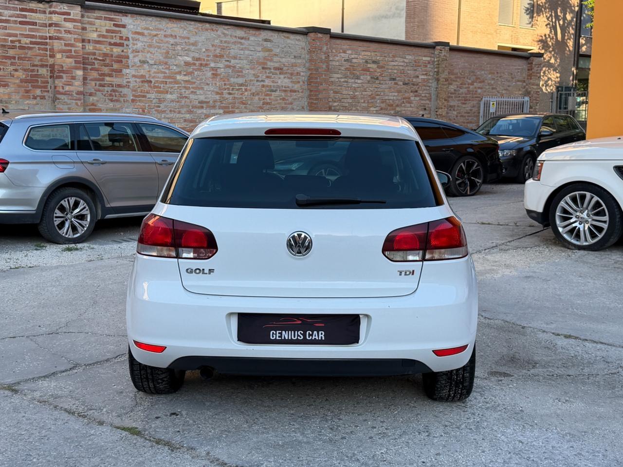 Volkswagen Golf 1.6 TDI DPF 5p. Highline