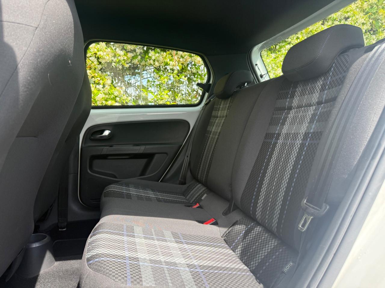 Volkswagen up! 1.0 5p. club up! GARANTITA