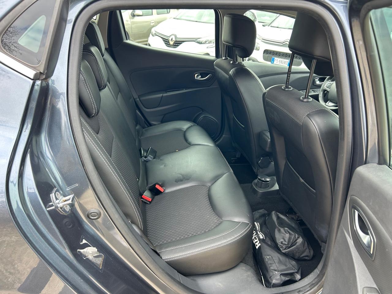 Renault Clio TCe 12V 90 CV GPL 5 porte Duel neopatentati rate