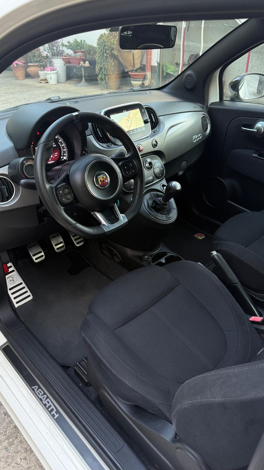 Abarth 595 1.4 Turbo T-Jet 160 CV Pista