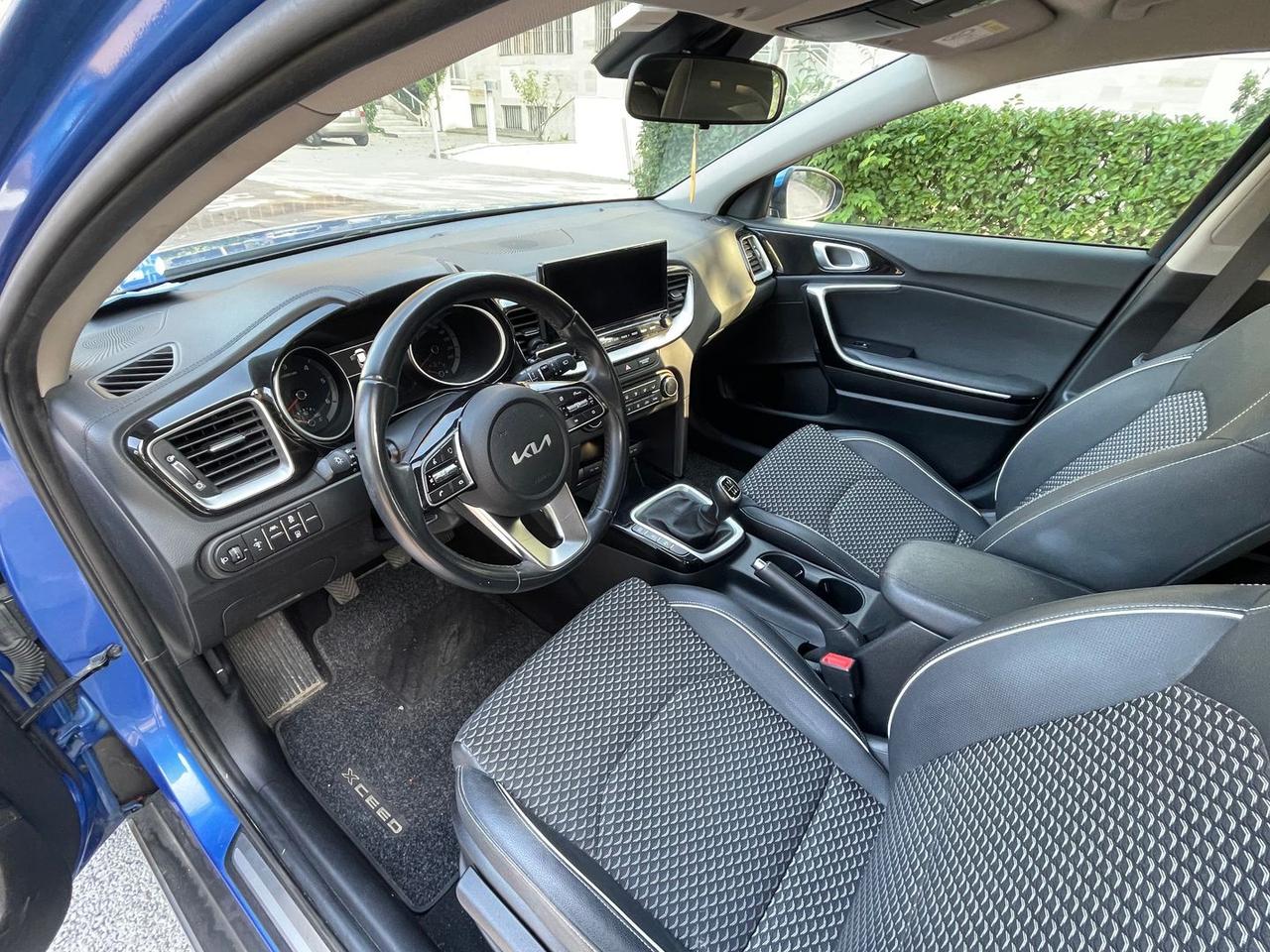 Kia XCeed Business 1.6 CRDi MHEV #7275