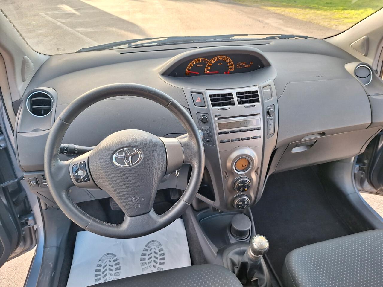 Toyota Yaris 1.0 BENZINA 5 PORTE"PERFETTA"