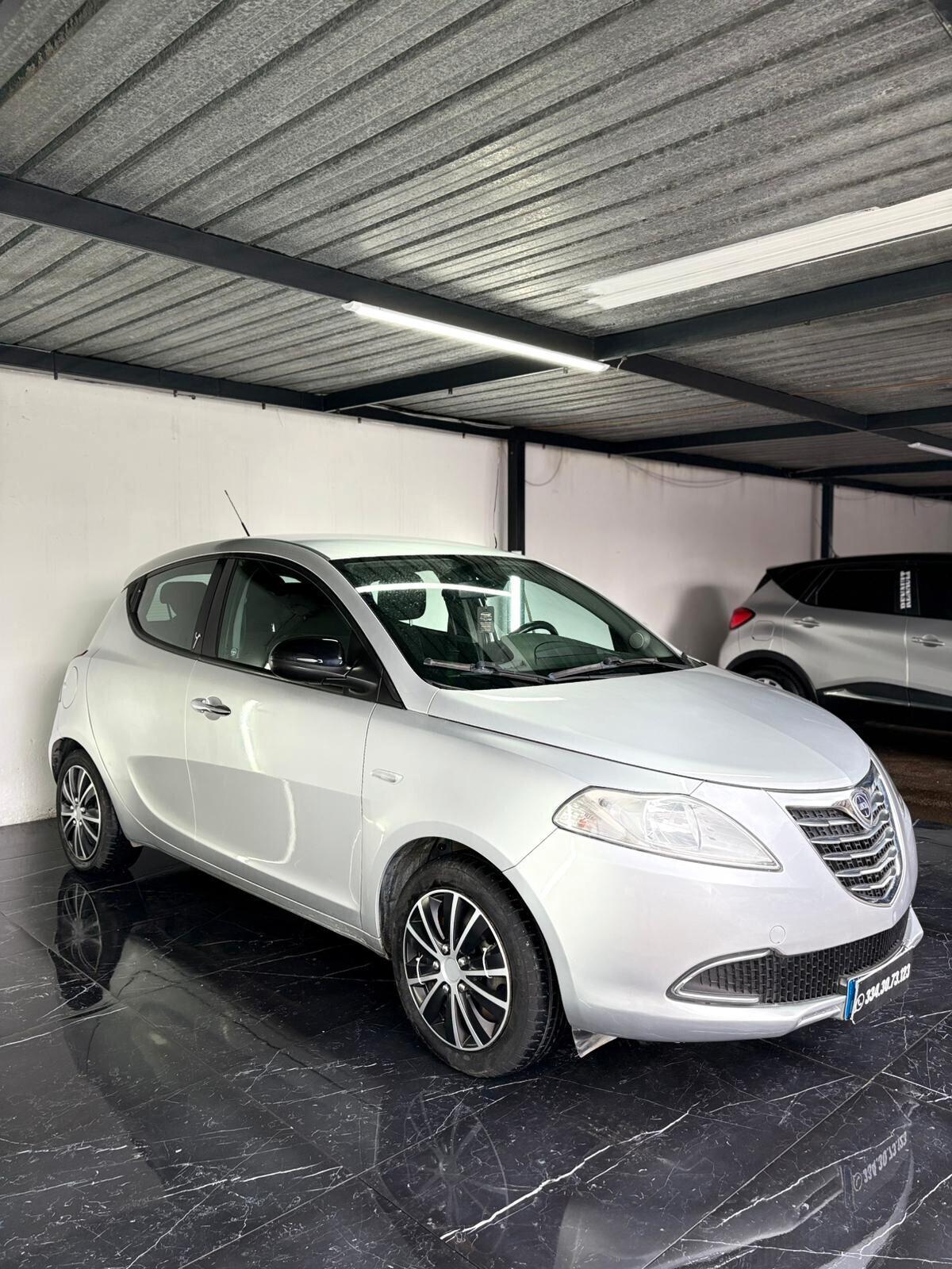 Lancia Ypsilon Gold GPL